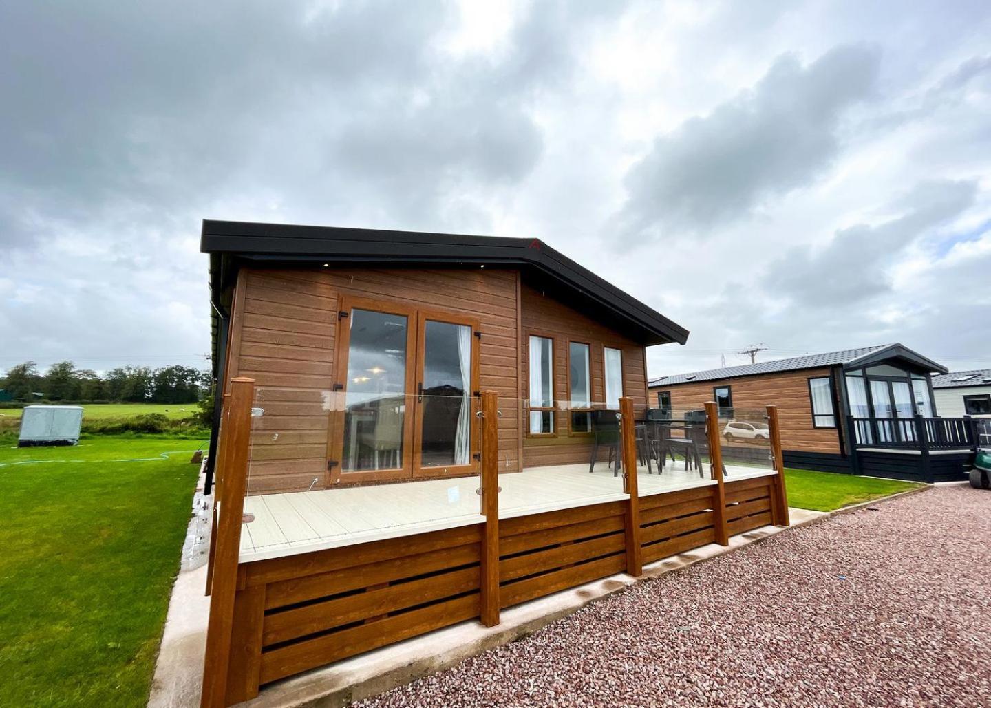 Westlands Country Park Hotel Annan Bagian luar foto